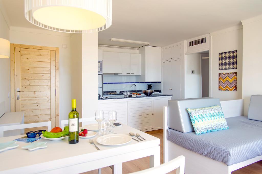 Cabot Sivella Apartments Port de Pollença Zimmer foto